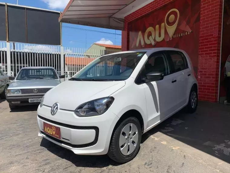 Volkswagen UP Branco 10