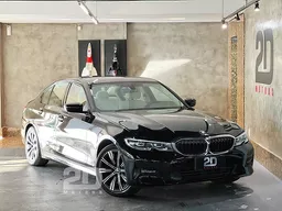 BMW 320i