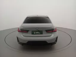 BMW 330e
