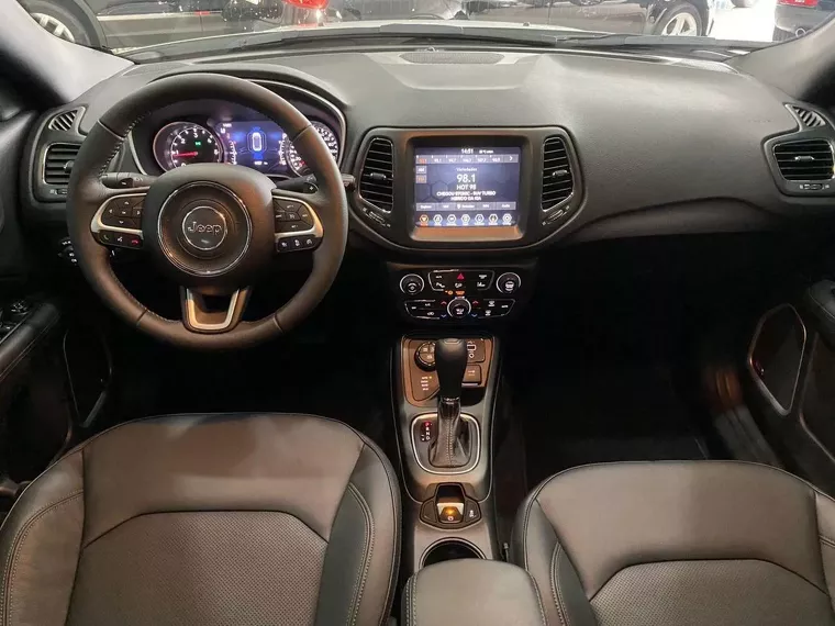 Jeep Compass Branco 10