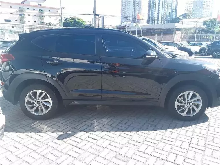 Hyundai Tucson Preto 9