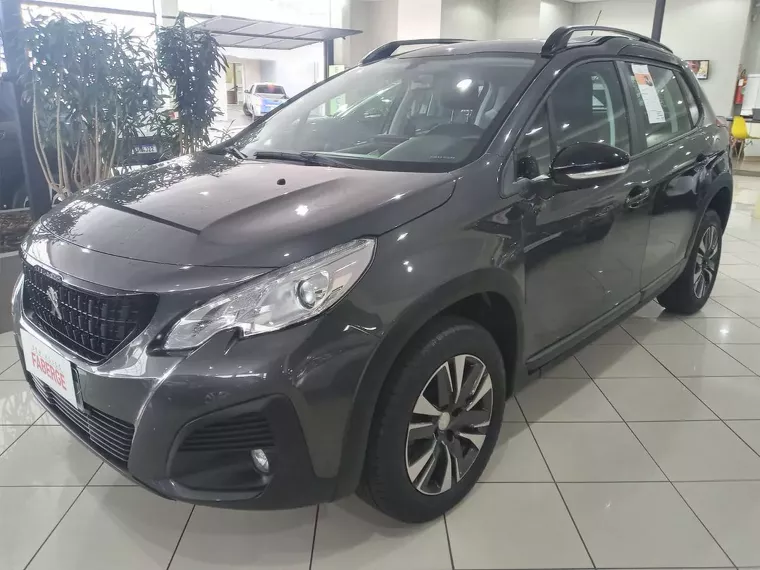 Peugeot 2008 Cinza 1