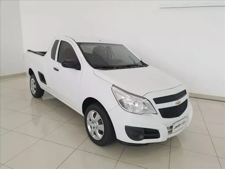 Chevrolet Montana Branco 5