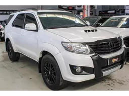 Toyota Hilux SW4