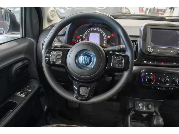 Fiat Mobi Cinza 3