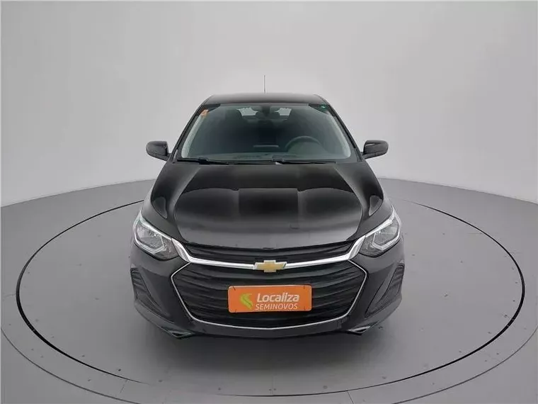 Chevrolet Onix Preto 3