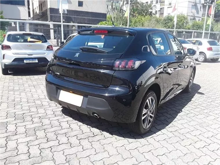 Peugeot 208 Preto 8