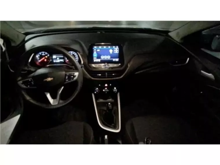 Chevrolet Onix Branco 13