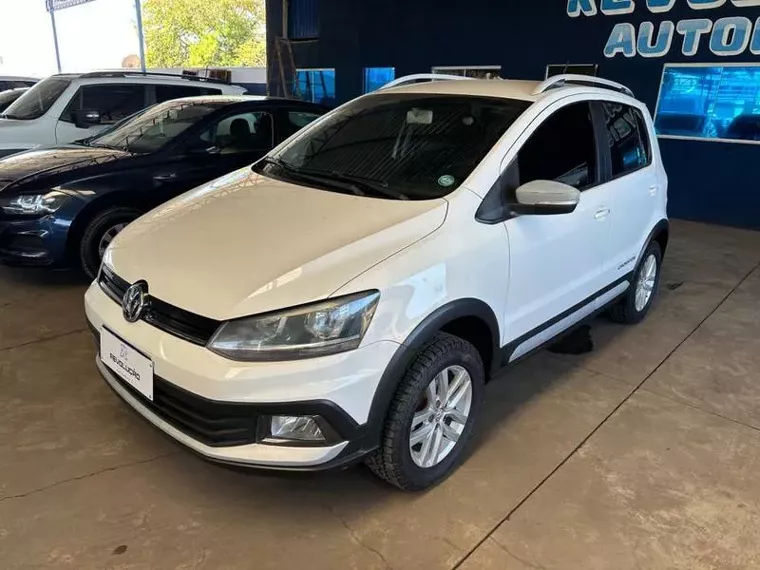 Volkswagen Crossfox Branco 1