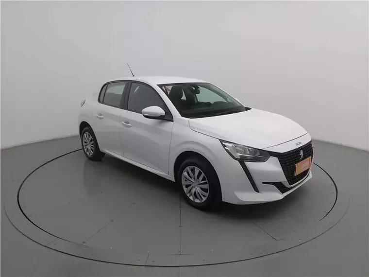 Peugeot 208 Branco 17