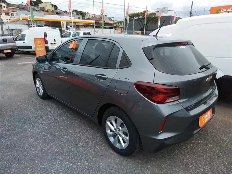 Chevrolet Onix Cinza 9