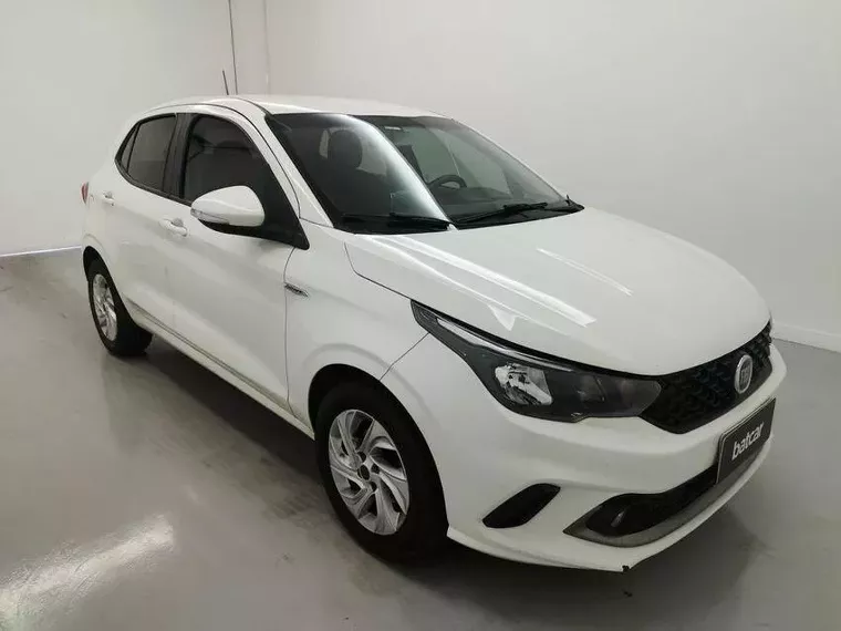 Fiat Argo Branco 13