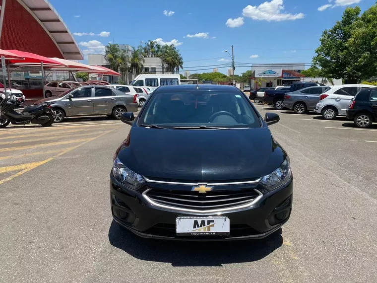 Chevrolet Onix Preto 5