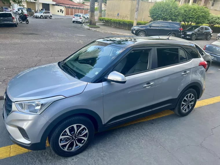 Hyundai Creta Prata 20