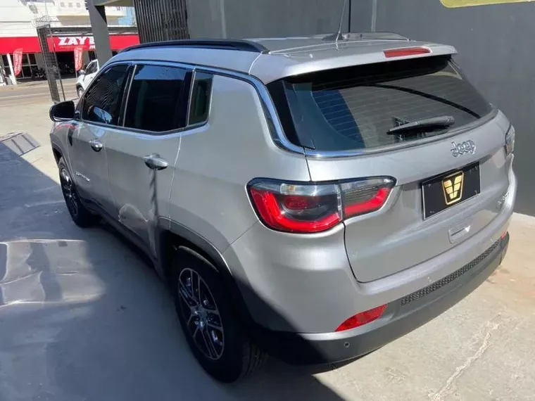 Jeep Compass Prata 8