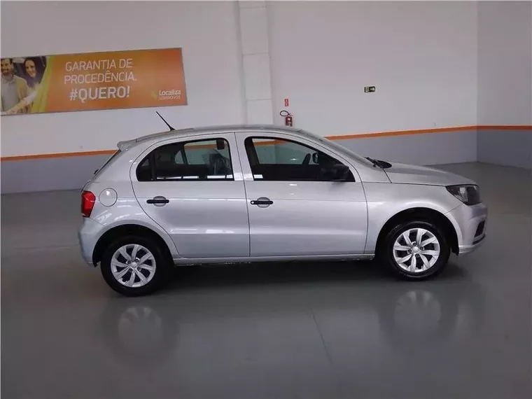 Volkswagen Gol Prata 14