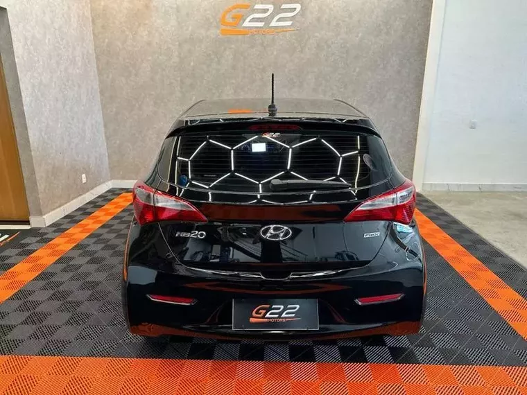 Hyundai HB20 Preto 4