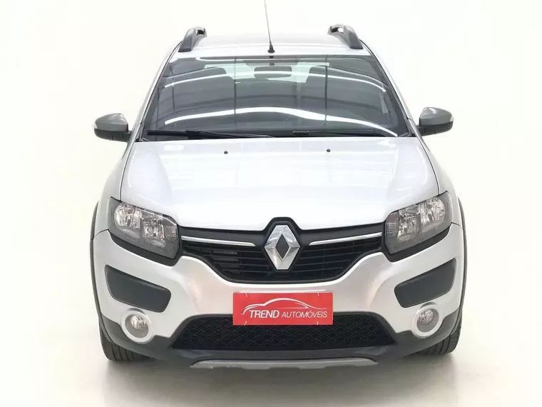 Renault Sandero Prata 4