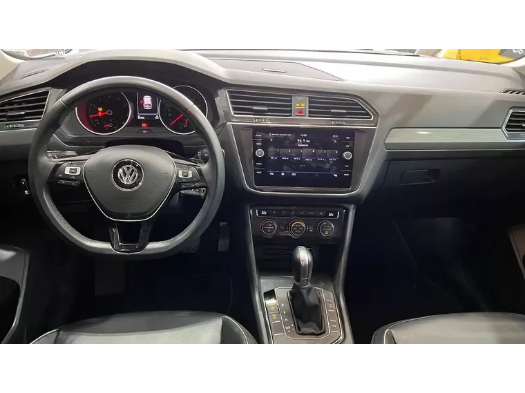 Volkswagen Tiguan Branco 4