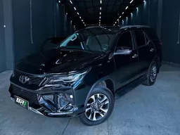 Toyota Hilux SW4