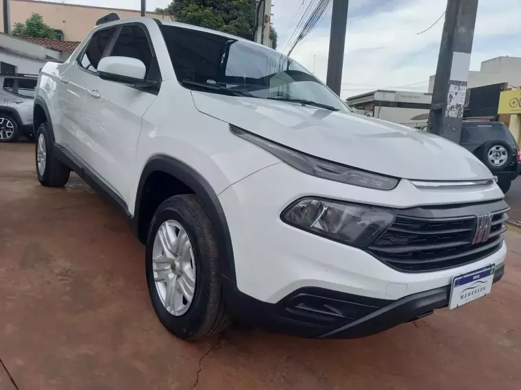 Fiat Toro Branco 11