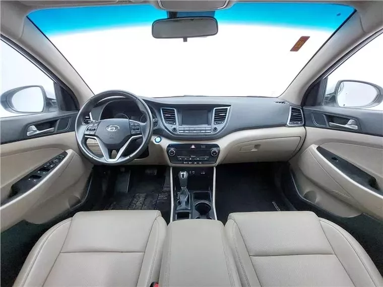 Hyundai Tucson Branco 6