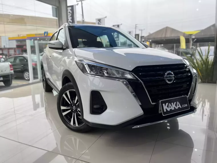 Nissan Kicks Branco 3