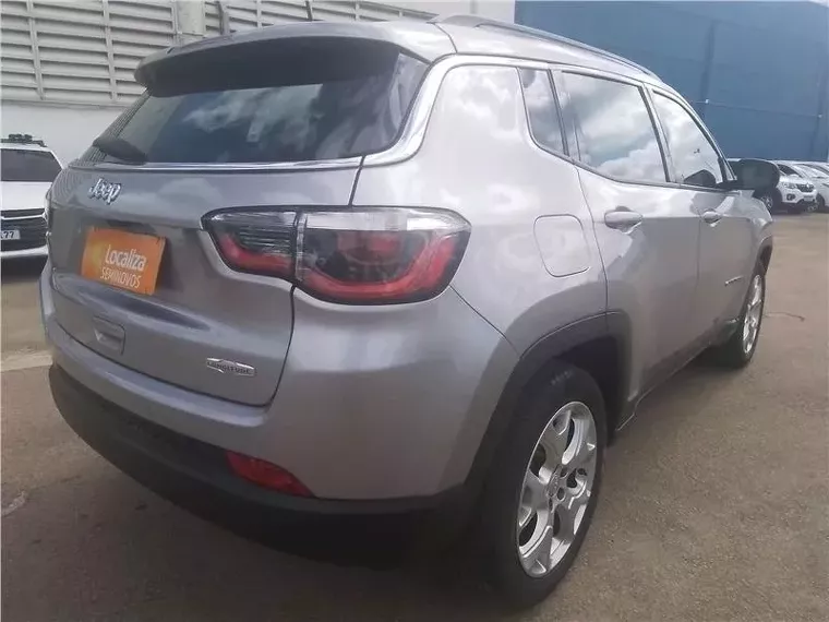 Jeep Compass Prata 10