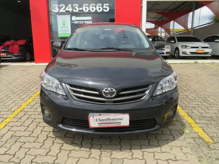 Toyota Corolla Preto 4