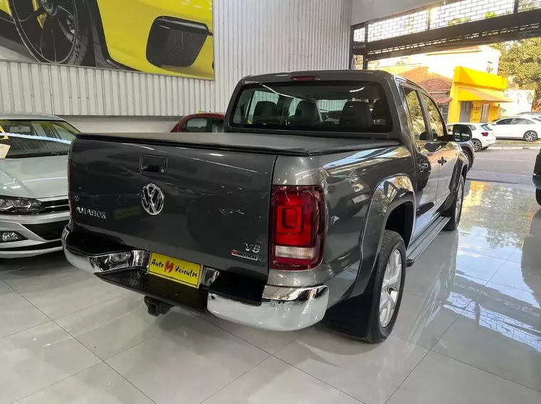 Volkswagen Amarok Cinza 15