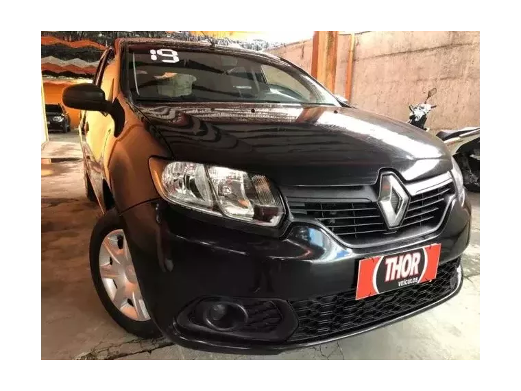 Renault Sandero Preto 8