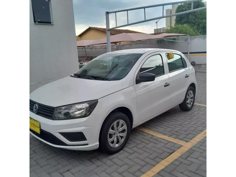 Volkswagen Gol Branco 7