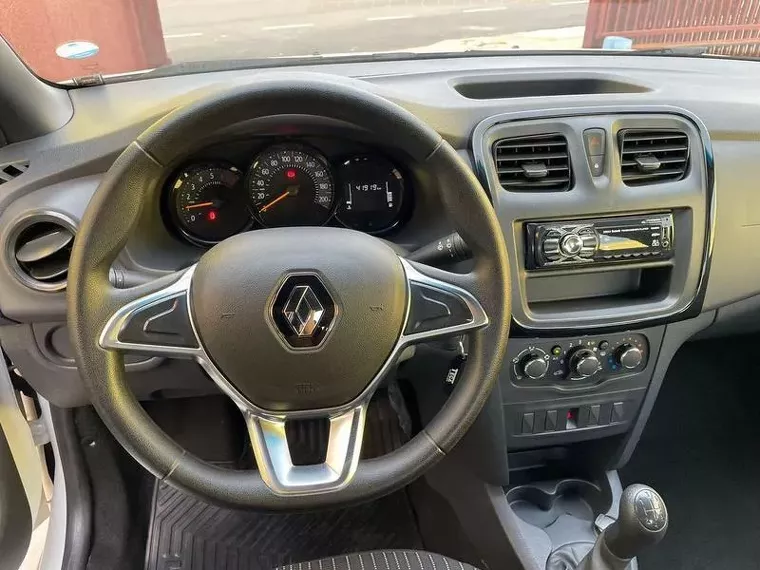 Renault Logan Branco 6