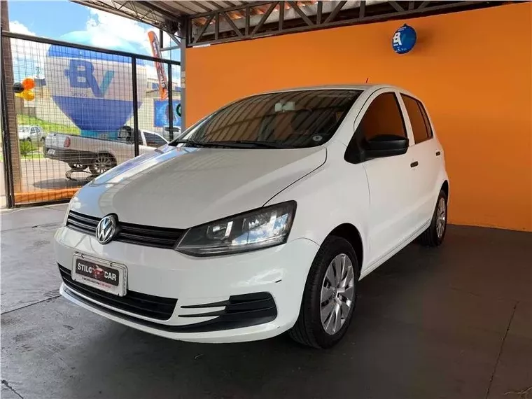 Volkswagen Fox Branco 10