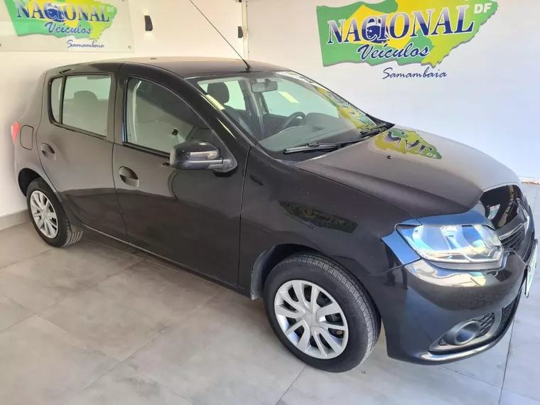 Renault Sandero Preto 8