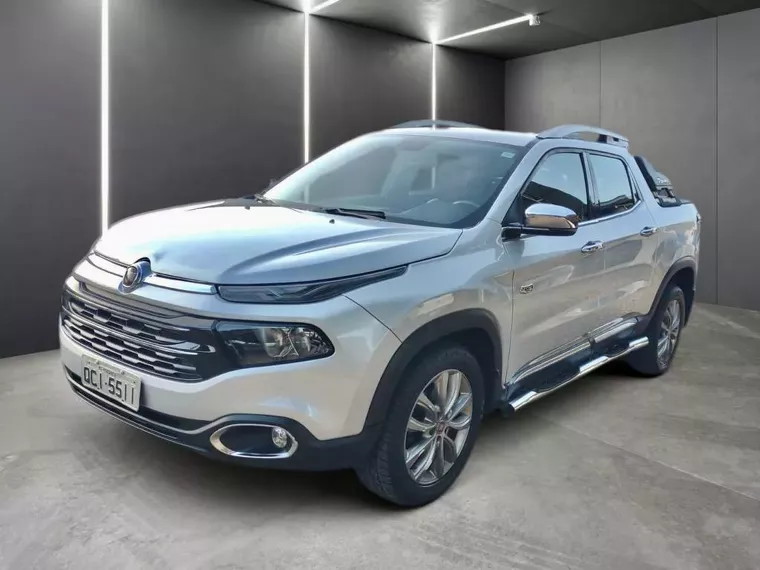 Fiat Toro Prata 12