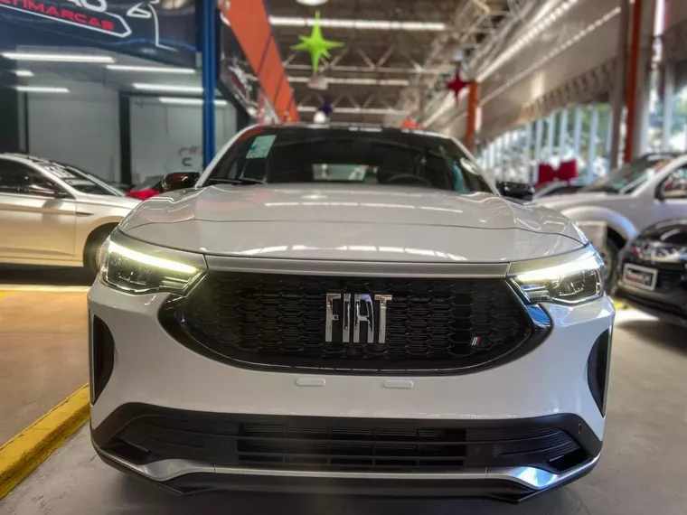 Fiat Fastback Branco 2