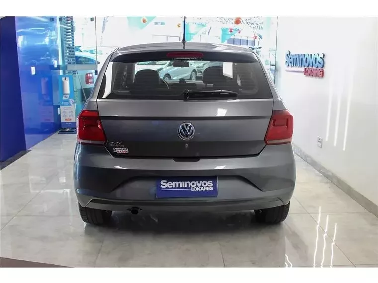 Volkswagen Gol Cinza 5