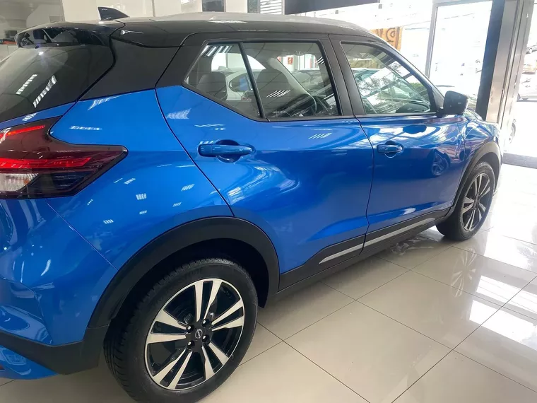 Nissan Kicks Azul 5