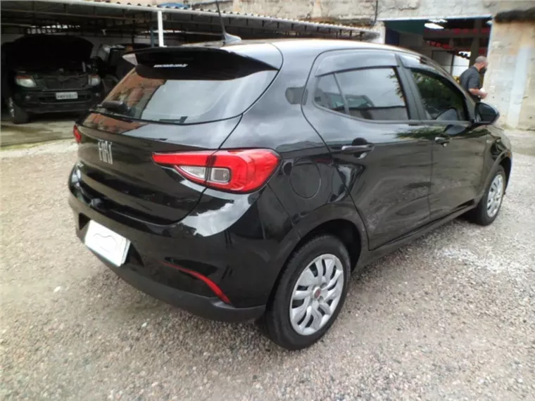 Fiat Argo Preto 7