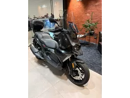 C 400 X