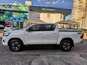 Toyota Hilux Branco 10