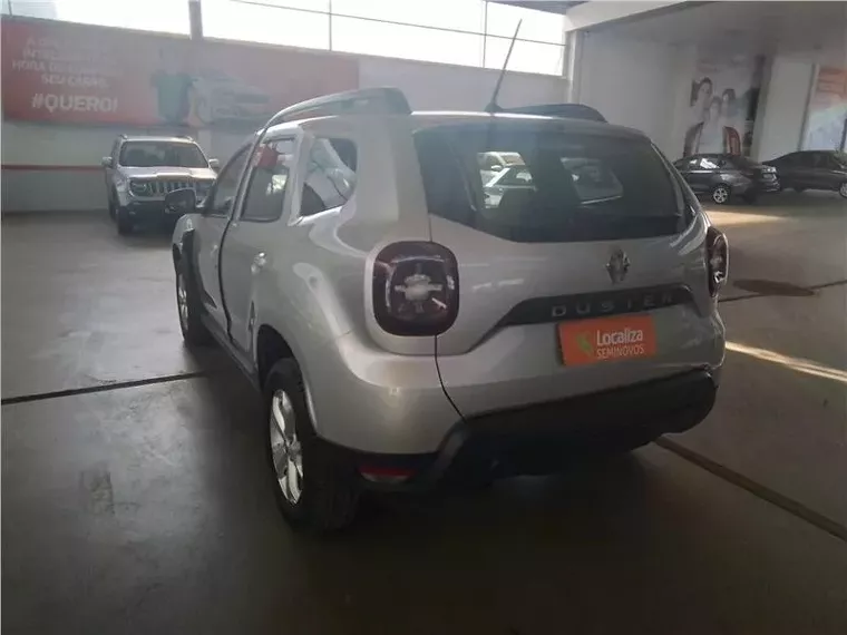 Renault Duster Prata 7