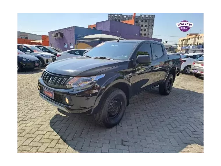 Mitsubishi L200 Preto 1