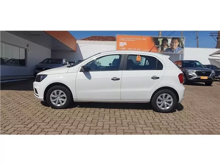 Volkswagen Gol Branco 4