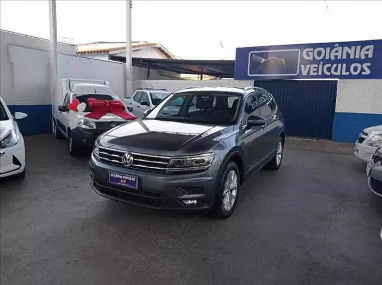 Volkswagen Tiguan Cinza 2