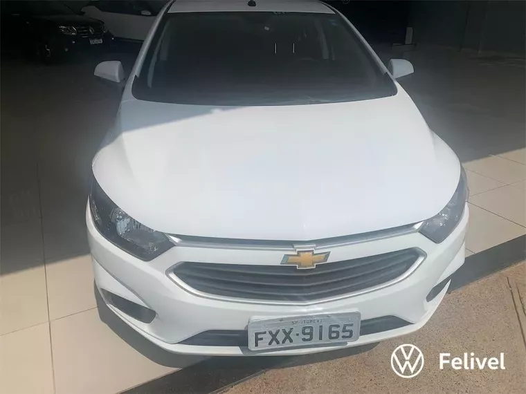 Chevrolet Onix Branco 6