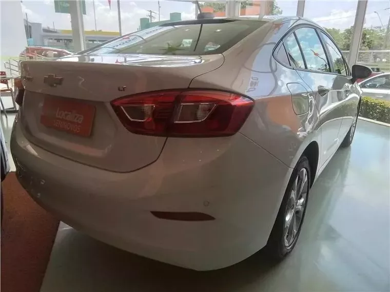 Chevrolet Cruze Branco 4