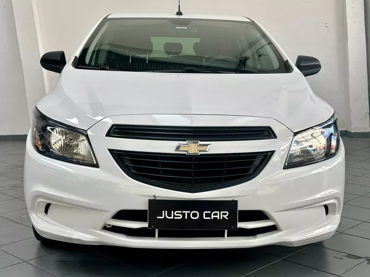 Chevrolet Onix Branco 13