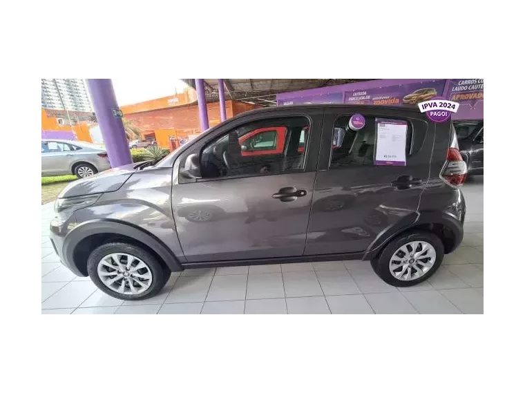 Fiat Mobi Cinza 6